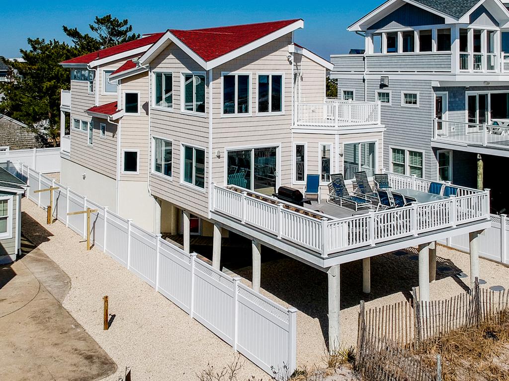 First Image of Rental