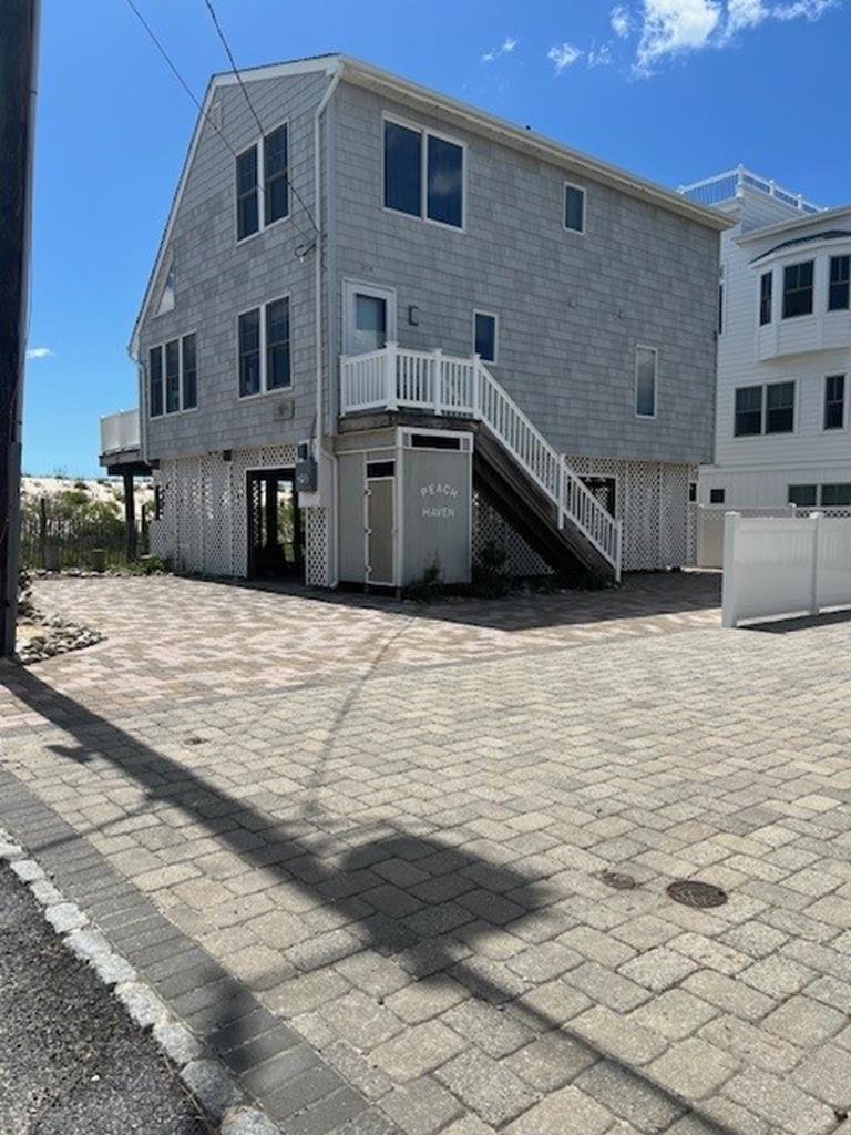 #32 Image of Rental