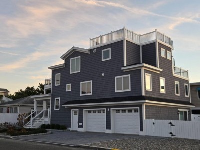 Photo of 718 N. Long Beach Blvd.