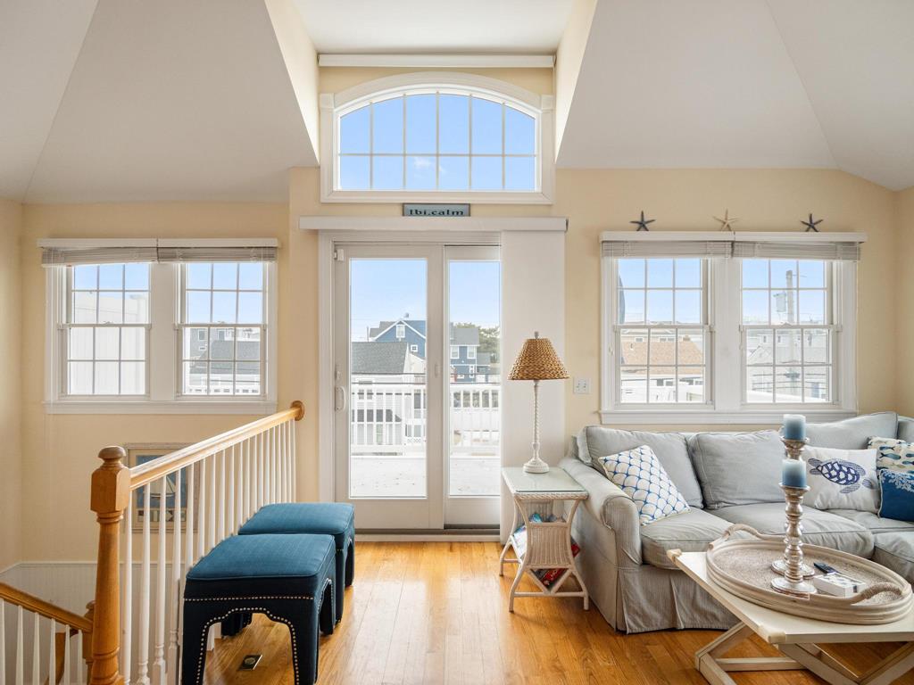 #3 Image of Rental