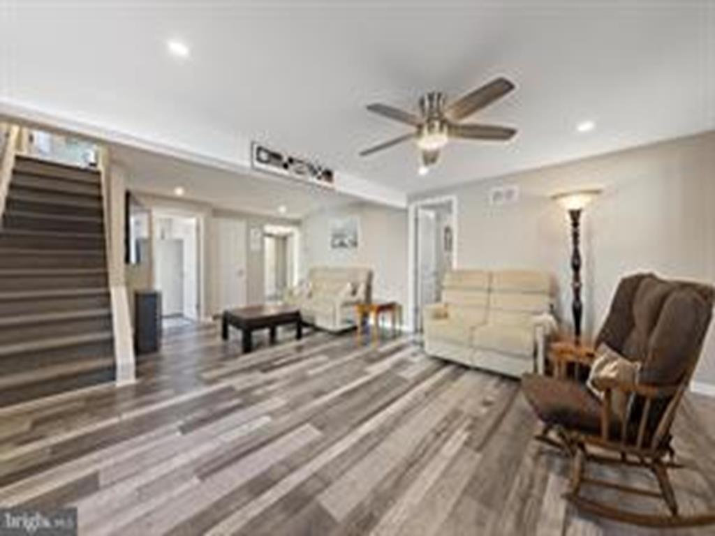 #18 Image of Rental