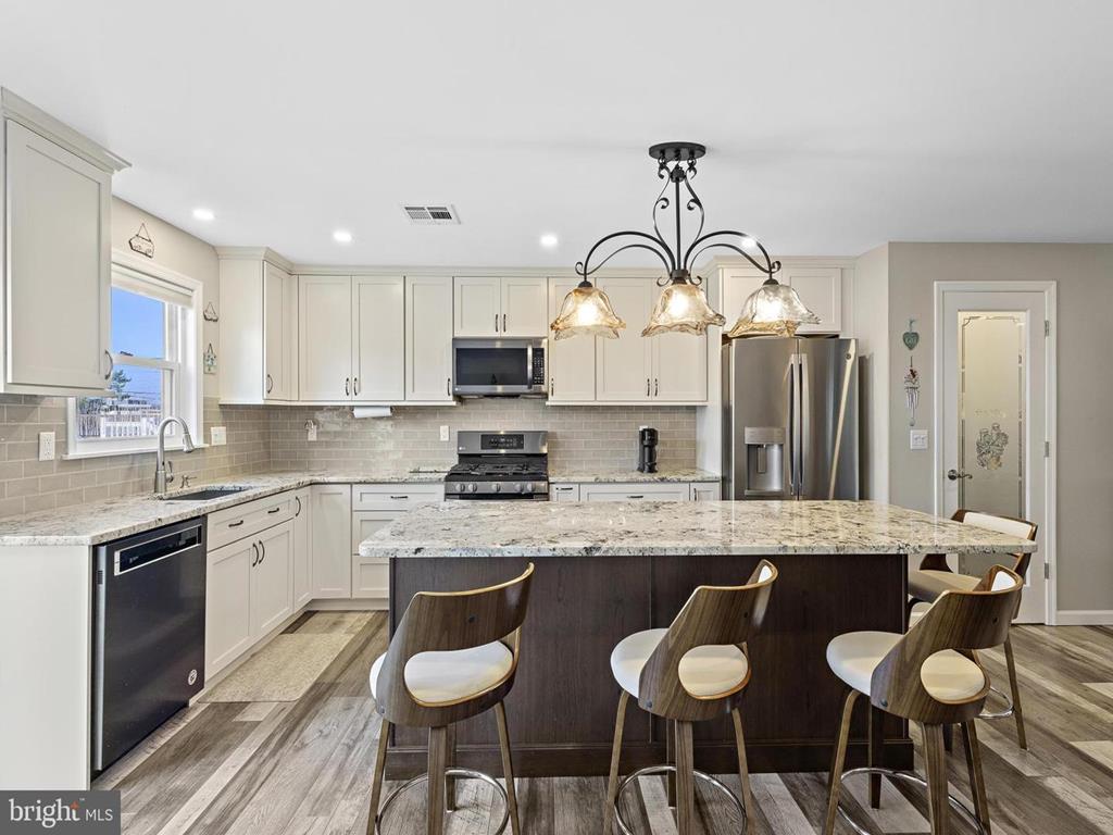 #2 Image of Rental