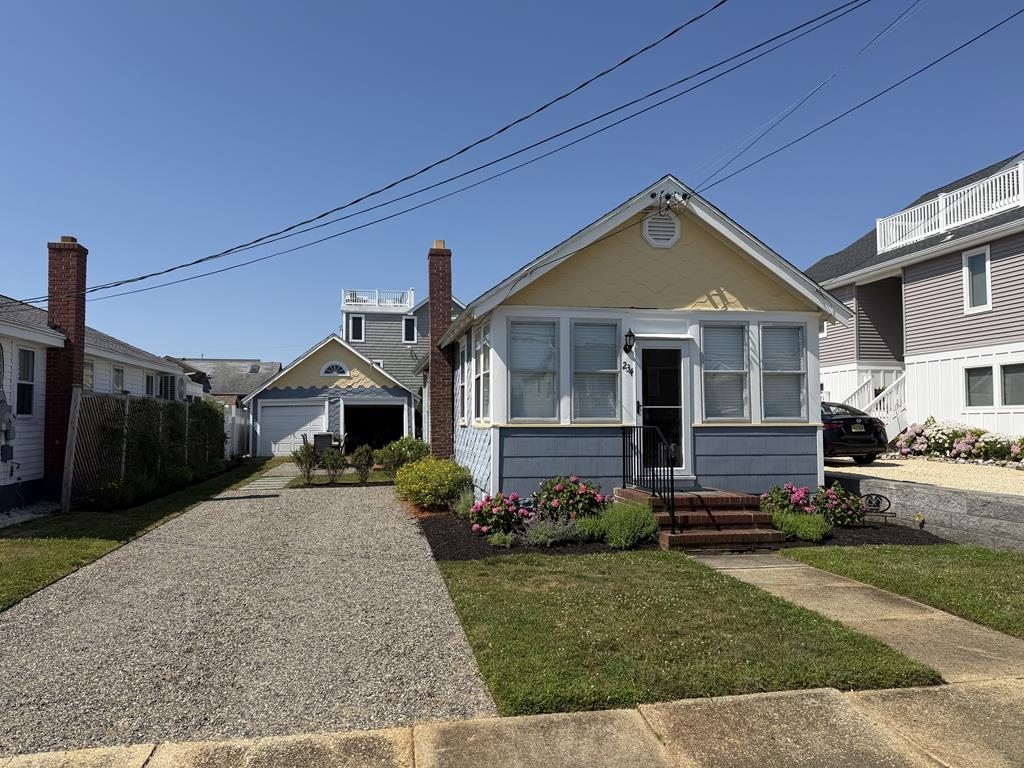 #2 Image of Rental