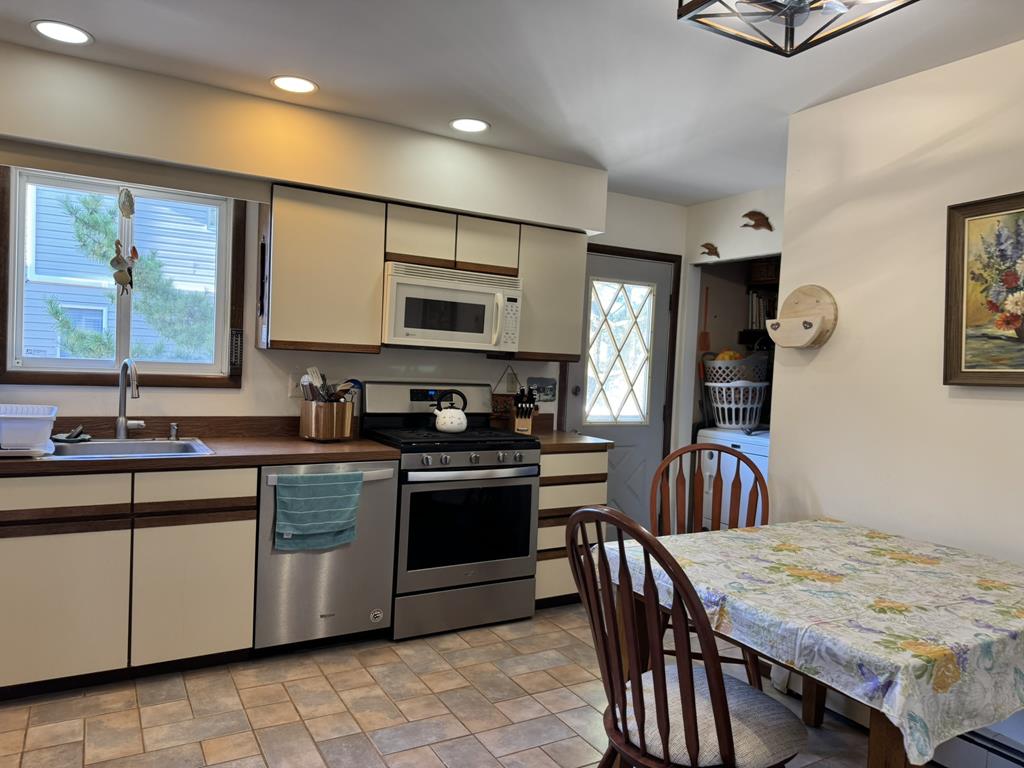 #7 Image of Rental