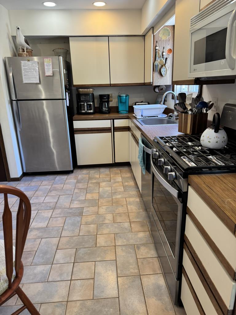 #9 Image of Rental