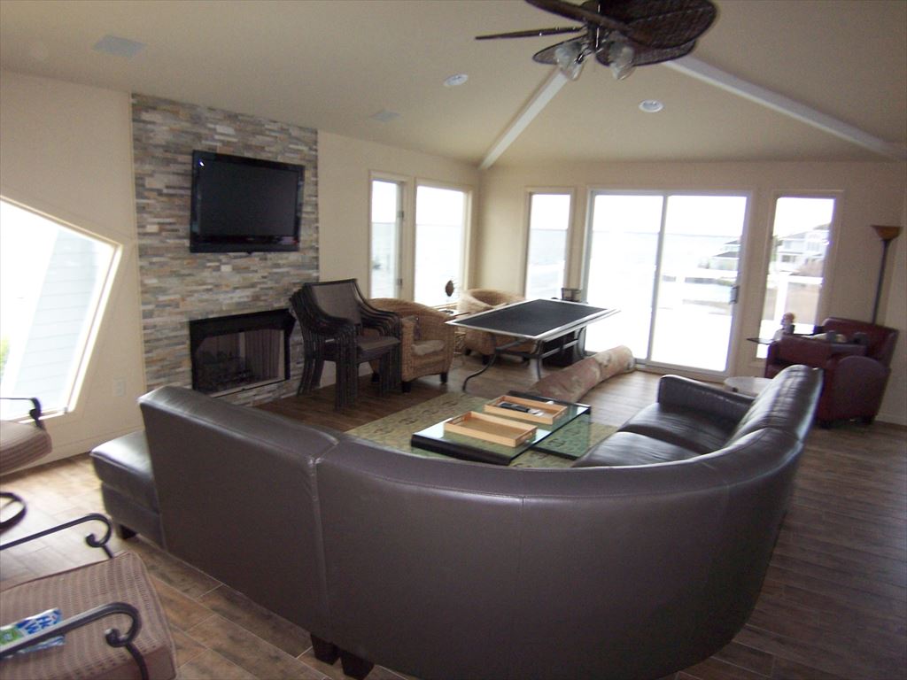 #2 Image of Rental