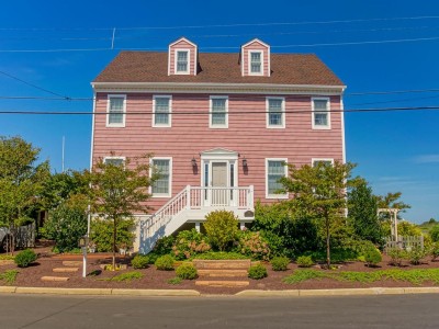 Photo of 100 W 21st Street